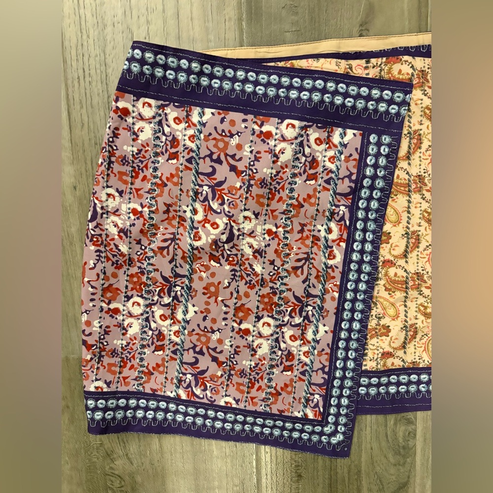 NWT Commense Wrap Patchwork Print Mini Skirt Purple Floral Size M - Picture 3 of 10